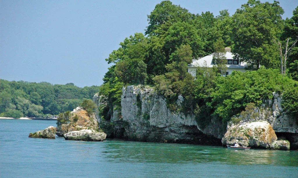 The Lake Erie Islands