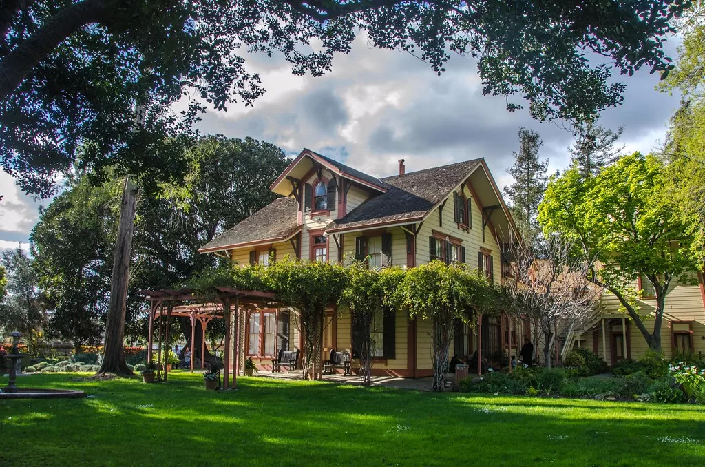 Shinn Historical Park And Arboretum